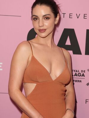 Adelaide Kane