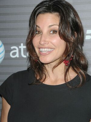 Gina Gershon